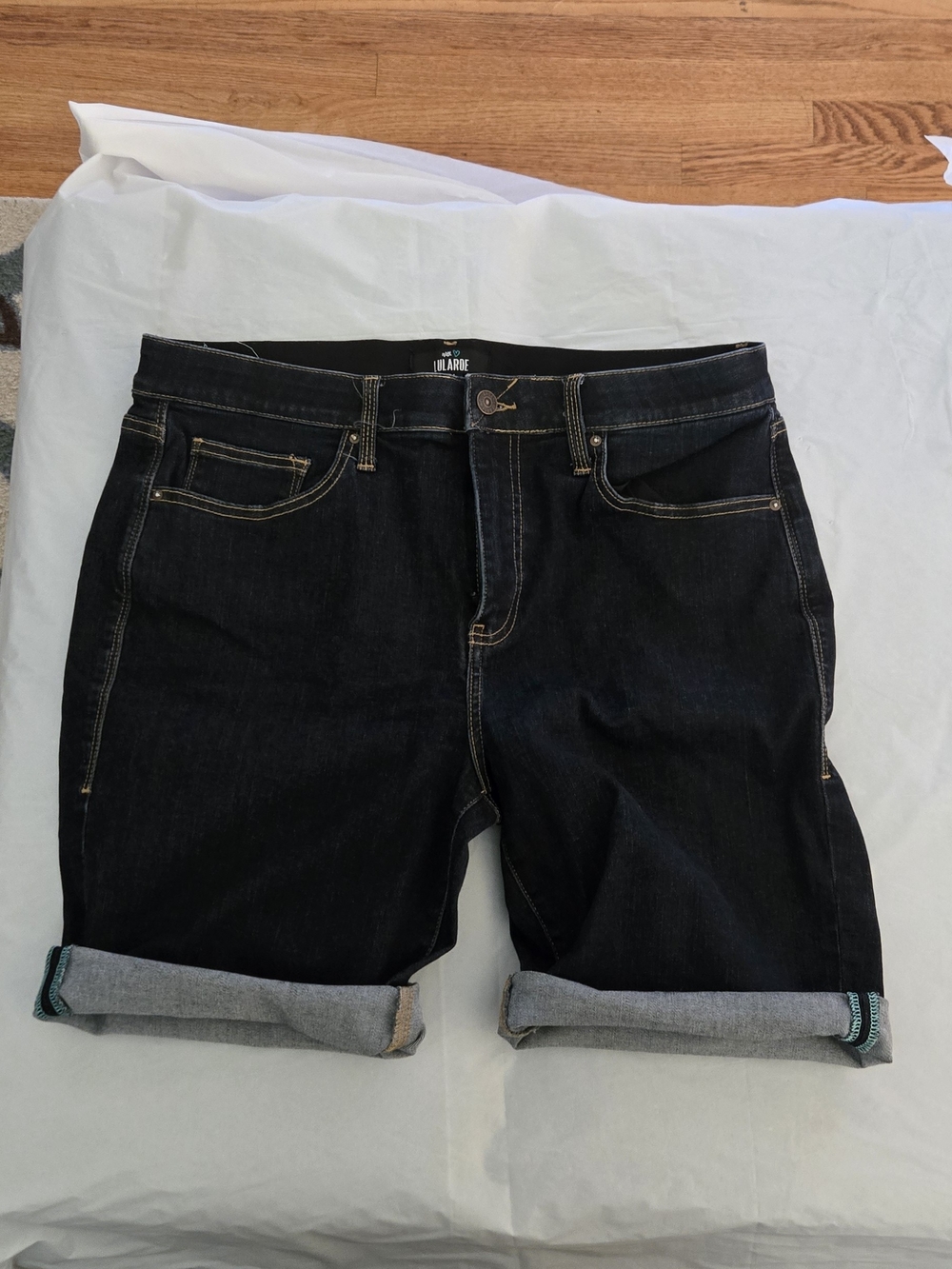 LuLaRoe Bermuda Dark Indigo Rolled Cuff Stretch Denim Shorts
